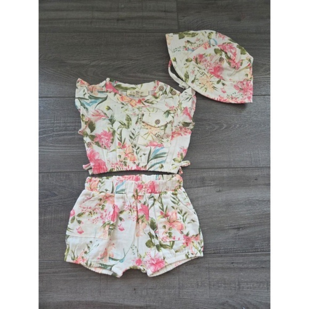 Jessica simpson baby‎ girl outfit 0-3 mos